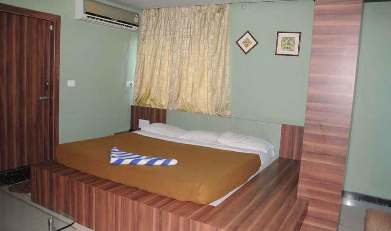 Hotel Bhubaneswari Classic Brahmapur Eksteriør bilde