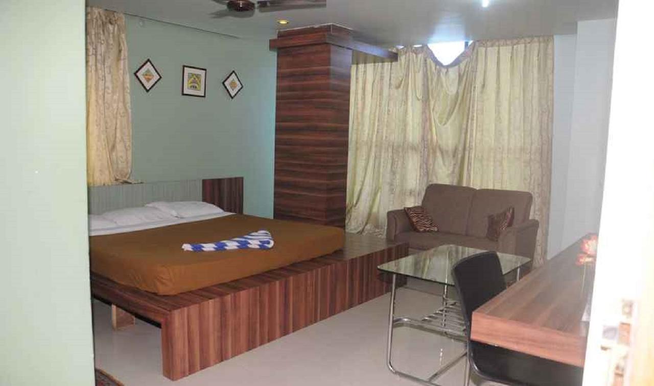 Hotel Bhubaneswari Classic Brahmapur Eksteriør bilde
